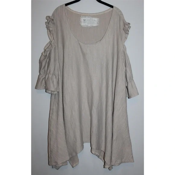 Farmhouse Frocks Cold Shoulder Lagonlook Oversized Tunic Top Tan Plus Size XXXL - Picture 13 of 16
